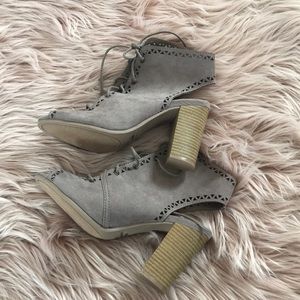 CHARLOTTE RUSSE OPEN TOE BOOTIE.
